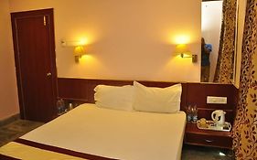 The Amrapalli Resort